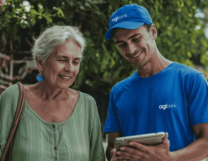 Consultor mostrando tablet
